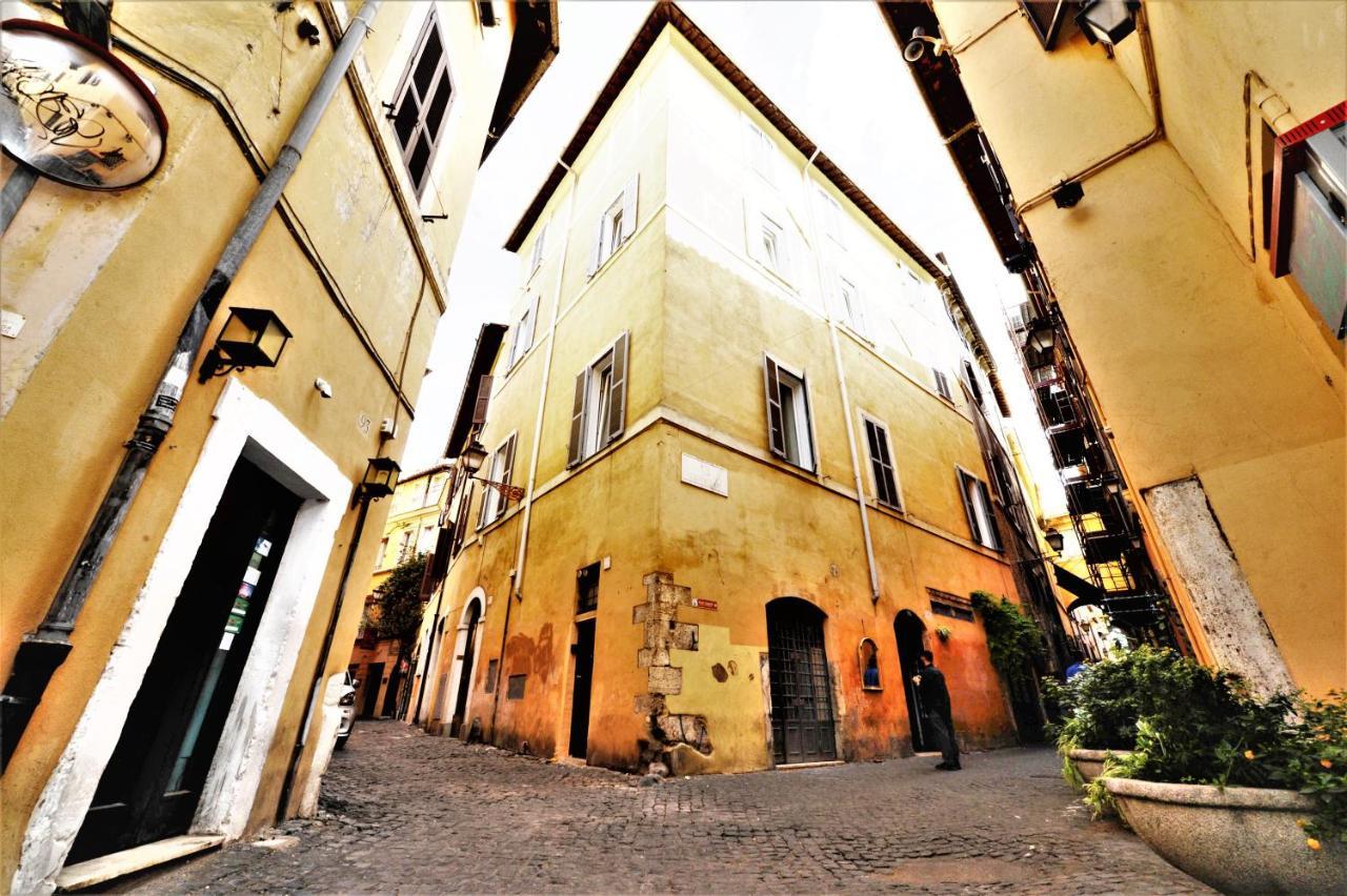 Aparthotel Campo De Fiori Relais à Rome Extérieur photo