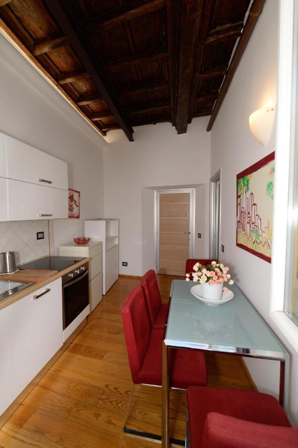 Aparthotel Campo De Fiori Relais à Rome Extérieur photo