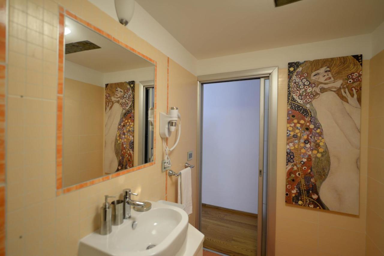Aparthotel Campo De Fiori Relais à Rome Extérieur photo